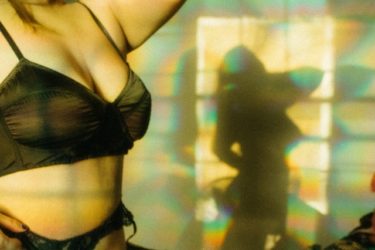 好きな男を魅了する♡床上手な女性になる方法